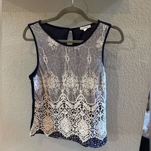 Maurices Woman’s Floral Lace Overlay Sleeveless Black Top Scoop Neck Tank